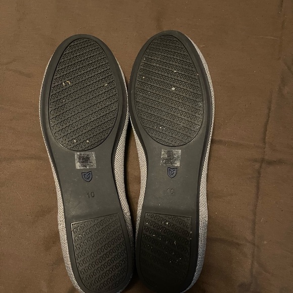 Rothy’s silver sparkly flats size 10 - Picture 2 of 5